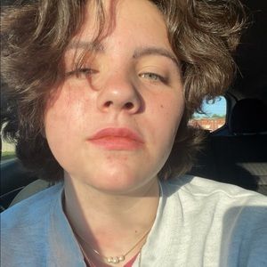 Meet your Posher, Kylee